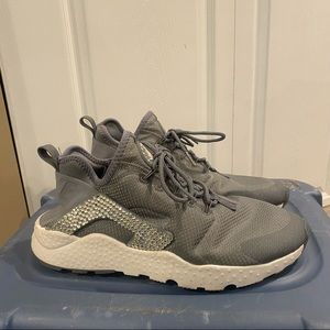 Air Huraches by Nike